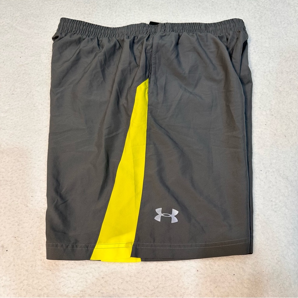 Under Armour Men's Gray Shorts